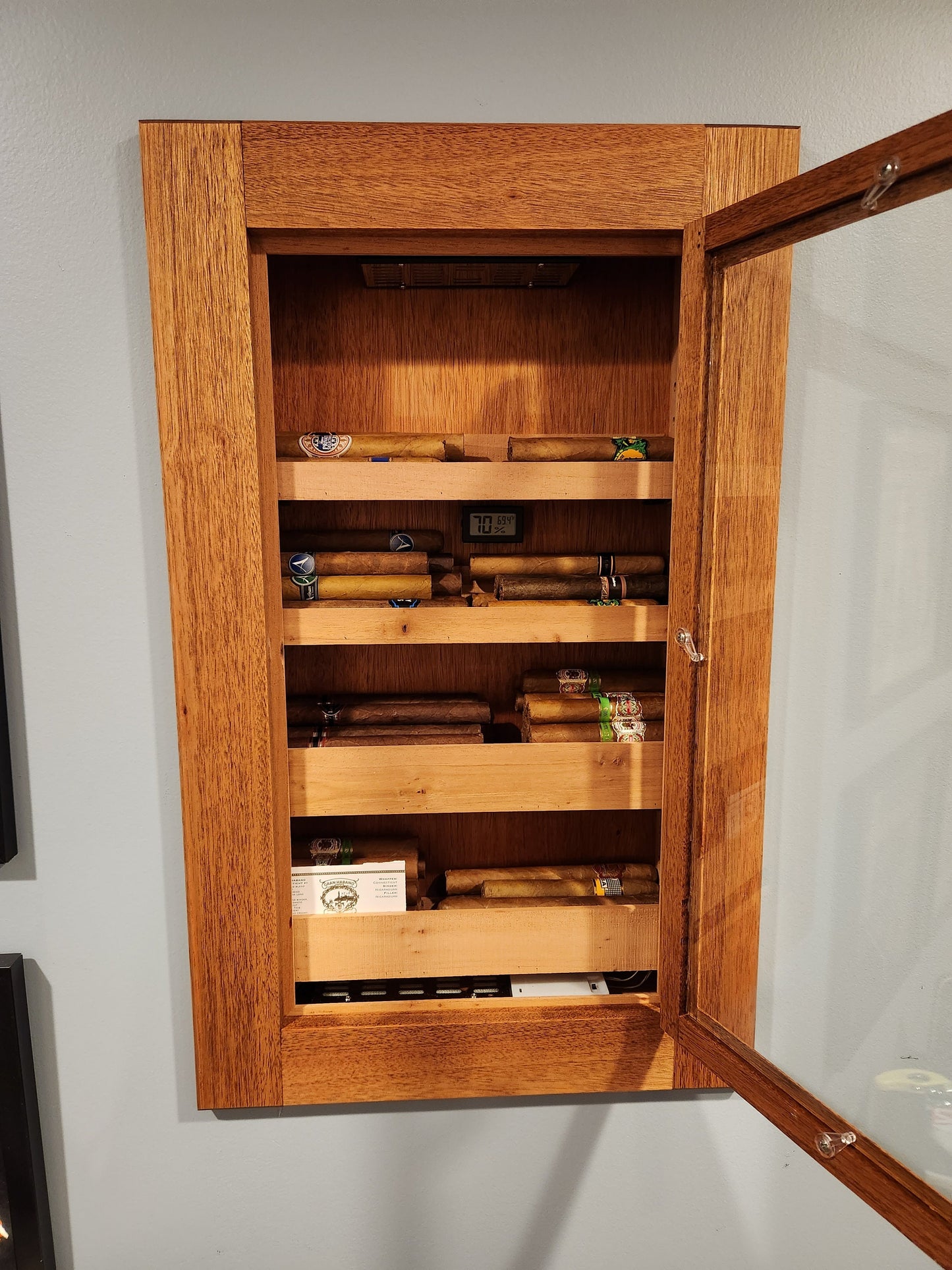 Hand Made In-Wall Humidor for cigars. Great gift for husband, boyfriend, or dad. Includes Boveda Humidor Starter Kit